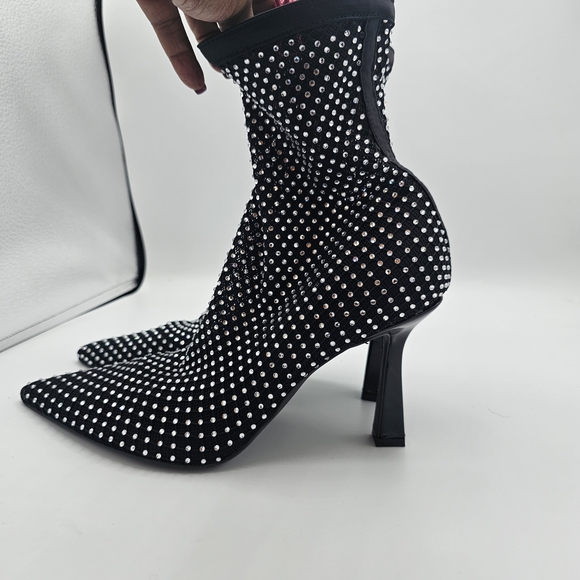 Chic Black Studded Women's Heels - Picture 5 of 8